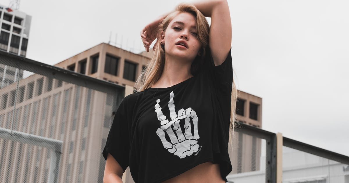 日本のTシャツが「ジワジワ笑いの完成形」だと話題に！【台湾人の反応】 | 海外の反応アンテナ
