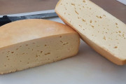 オランダ人「お前らの自慢の美味しいチーズを教えてほしい！」