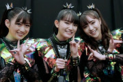 食の専門家MOAMETAL　“もあは食べ物に興奮すると、いつもほっぺに手を当てる”　【海外の反応】