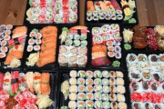 外国人「1種類しか寿司を食べられない？それなら俺はこれを選ぶよ」