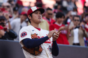 海外「大谷翔平、祝・１３勝目おめでとう！」ベーブ・ルースと並んだ！そして史上初のダブル規定達成まで残り14イニング！