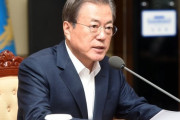 文大統領「私が崩壊した国を立て直し、朝鮮半島情勢に奇跡の変化をもたらした！今後もよろしく！^^」-韓国の反応
