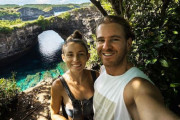 旅行の安全性を伝えるため世界を旅するカップルがイランで拘束、3ヶ月も刑務所にブチ込まれてしまうｗｗｗｗ