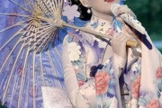 海外「日本人が外国人が着物を着ているのを見て喜んでいるなら、当事者以外が口出しすべきではない」