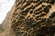 外国人「巨大物恐怖症になりそうな物を集めたので見ていこう」Part2