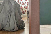 鏡をネットに出品する外国人　反射してしまうものが面白すぎるｗｗｗｗ