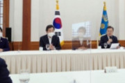 【韓国の反応】文大統領、日本に「心からの謝罪」を強調。任期内の関係改善は難しくなる見通し。韓国の反応「許しはしないが和解をして、強国になるように努力すべき。」