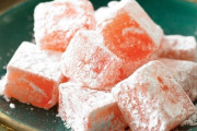 トルコ「お前らの国の贈り物といえば何？」日本「和菓子や日本酒やみかん」