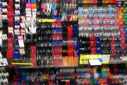 海外「最高の場所だね」 日本のペン屋の品揃えが凄いと話題に