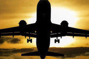 サウジアラビア行きの飛行機に乗った男性「窓から翼を見たら…落ち着かないんだけど！」