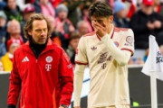 ドイツ人「信じられない」日本代表DF伊藤洋輝、再び右足の中足骨骨折で長期離脱へ..海外のバイエルンサポが絶望【海外の反応】