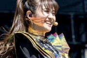 社会実験：BABYMETALのショーにBand Maidのシャツを着ていってみた　【海外の反応】