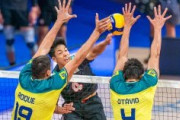 バレーボール日本代表が30年ぶりにブラジルに勝利して世界が騒然！←「泣いた」（海外の反応）