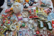 外国人「日本旅行した後ってお土産がこんな感じになるよな」