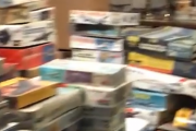 とりあえず収集するだけで満足しちゃう。父が買ったまま置いてある積みプラモの半分。海外の反応