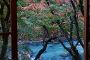海外「まるで絵画のような美しさだ！」紅葉と温泉の箱根旅行に対する海外の反応