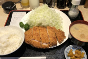 外国人「日本に住んでいるので美味しい料理を紹介する！」