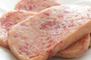 「ハムじゃなかったのか」スパムはどうやって作られている？ 海外の反応