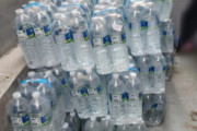 【誰得】1トンの水を返品させられた配達員さん→ネット「やったやつ出てこい」