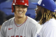 大谷翔平さん、ゲレーロJrに追い付かれてしまう（海外の反応）