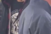 海外「ニューヨークのバス内で頭のおかしい黒人に絡まれるアジア人」