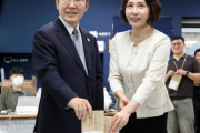 李在明大統領が投票参加を呼びかけるも、韓国国内では「選挙法違反だ」「投票で審判を」と反発が先行