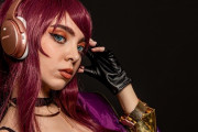 海外「私は自分の体が好き」「ああ、女神様」インドネシアの妖艶なトップコスプレイヤー＆グラビアモデルに会ってみた結果→