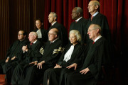 【海外】「なぜアメリカの最高裁判所は9人の裁判官なのか？その理由と歴史を探る」