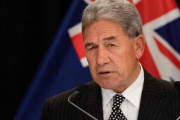【公開処刑】ニュージーランド副首相、新型コロナを否定する”アメリカ育ちの男”を粉々に論破してしまうｗｗｗｗｗ