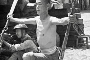 海外「何故？」日本軍を挑発する中国人兵士に海外びっくり仰天！（海外の反応）