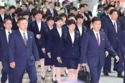 韓国人「北朝鮮女子サッカーチーム、無表情で出国…優勝賞金15億ウォンはどうなる？」