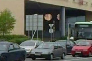 【画像】一応車なので並びます