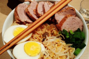 外国人「初めてラーメンを作ってるけどトッピングは何にすべき？」