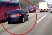 割り込まれても割り込み返してはいけない。路上では常に冷静に運転するべし。海外の反応