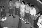 外国人「昔は奇妙だったんだな…と分かる20世紀の写真を見ていこう」