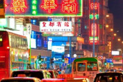 韓国人「1997年、香港が中国に返還された日を見てみよう」