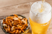 缶ビールを注いだら…「親指ほどのトカゲが出てきた」＝韓国の反応
