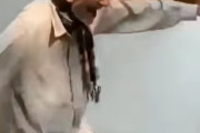 孫を見たおじいちゃんの反応が海外で話題に←人ってこんなに幸せな笑顔になるのか・・・