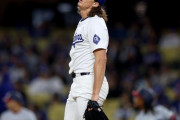【海外の反応】ド軍グラスノーの復帰が白紙、今季絶望か【MLB】