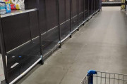 カナダ人「遂に俺達の国でもトイレットペーパー不足が起きている…」