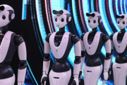【海外の反応】中国「2025年までに人型ロボット量産、経済成長の重要な新たなエンジン」　海外の反応「本当に待ちきれない、ルンバが人間サイズになったようなもの」