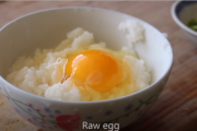 【海外の反応】「日本の卵かけご飯が懐かしい」日本の卵かけご飯。