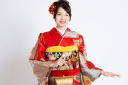 中国、日本、韓国の伝統的な衣装の違い「韓服や着物を着るのは時間がかかりそうですね」「どのドレスも美しいですね」海外の反応