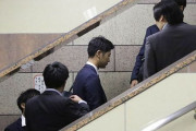 海外「悲報、18～34歳の日本人男性の42%、日本人女性の44.2%がバージン」