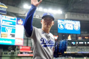 韓国人「全米が驚いた！山本が71年ぶりの記録を更新」→「初回被弾からの完投はMLB史上2人目（ﾌﾞﾙﾌﾞﾙ…」