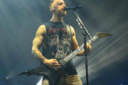 【海外】BFMVのリーダー、マット・タックがバンクーバーのライブでBABYMETALのTシャツを着用
