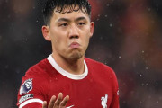 【海外の反応】遠藤航の私服姿をご覧ください「俺の普段着だ」「サッカー界で最も着こなしが良い」