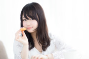 日本人が選ぶ「一番うまいスナック菓子」あのお菓子がタイでも大人気！？【タイ人の反応】