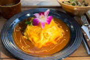外国人「卵と米って最強の組み合わせじゃん」日本じゃないと食べられないオムライスに外国人さんは悲しみに暮れてしまう