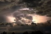はるか上空でいろいろ起こっている自然現象が海外で話題に！　海外の反応
